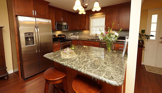 Beautiful Townhome 10 min from Charleston & Beaches, Pool, Tennis Court!
