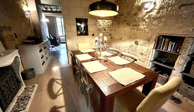 Beautiful Townhome in Uzès Center