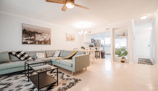 Beautiful townhouse right next to Ed Austin State Park.