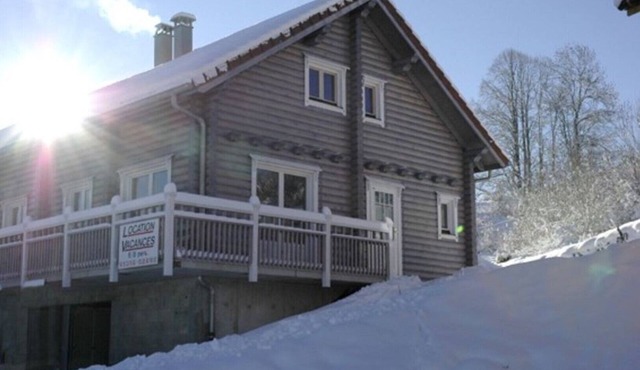 Beautiful traditional log cabin in Foncine le Bas (6/8 pers.) Left