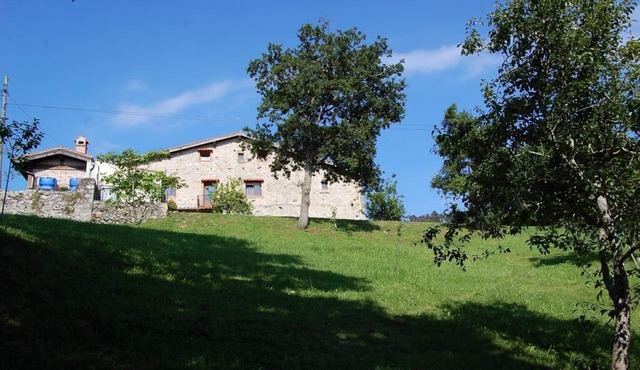 Beautiful traditional stone house in Ruilobuca