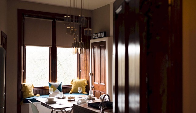 Beautiful, traditional 2 bed flat with free parking - Pass the Keys