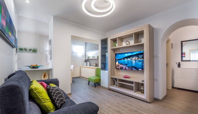 ✔️ 🏠 Beautiful Two Bedroom Apartment in Icici (Opatija) near the Beach 🏖️