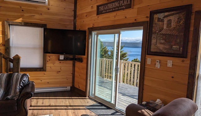 Beautiful, two-story chalet with spectacular views of Bonne Bay & Gros Morne!n