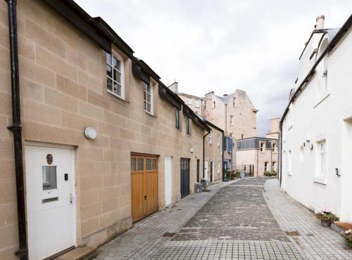 Beautiful Unique 3Bed Mews Cottage House - Pass the Keys