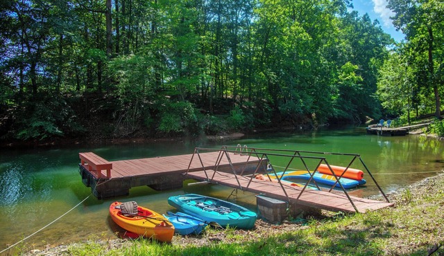 Beautiful Updated Clemson Lake House - 4 Miles from Downtown Clemson and the Stadium