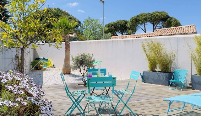 Beautiful villa near the beach