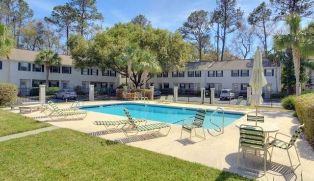 Beautiful Vacation Villa - Beach, Parks, Village