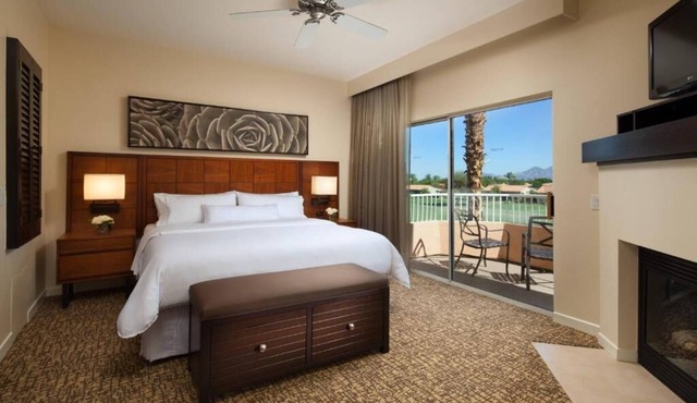Beautiful vacation villa in Rancho Mirage. Relaxing resort golf, tennis and spa.