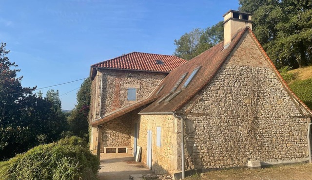 Beautiful vacation home in Creysse