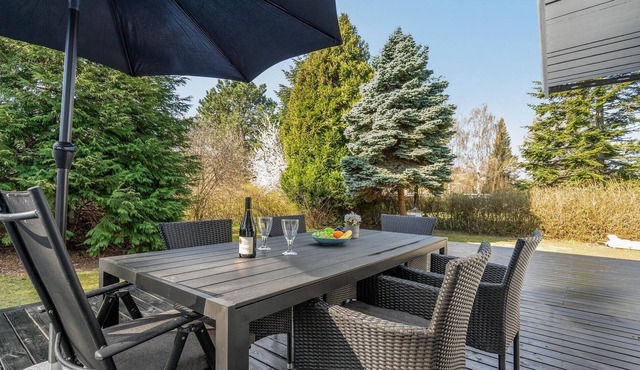 Beautiful vacation home with large terrace on Askø.