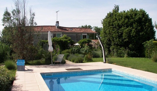 Beautiful Vendee Family Friendly Farmhouse