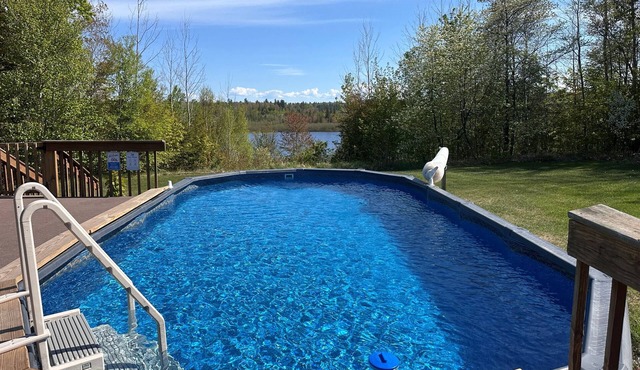 Beautiful view*Heated Pool*Private*Near Pic Rocks