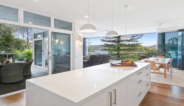 Beautiful views, beachs and bushwalks