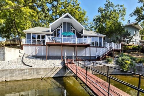 Beautiful Views in Sunrise Beach w/Boat Slip, Private Dock & Gaming