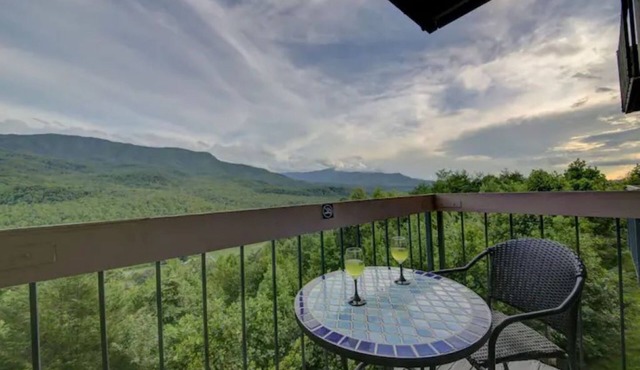 Beautiful views! Sleeps 2, Indoor Pool