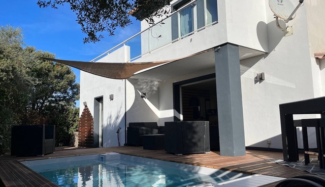 Beautiful villa 10 min walk from Ile Rousse