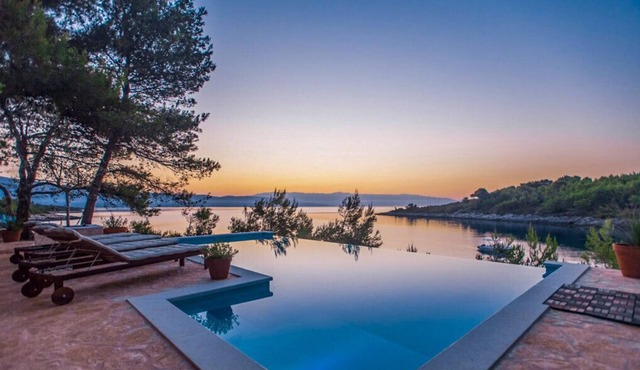 Beautiful Villa Aqua