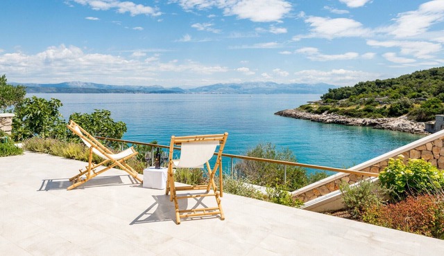 Beautiful Villa Artemis
