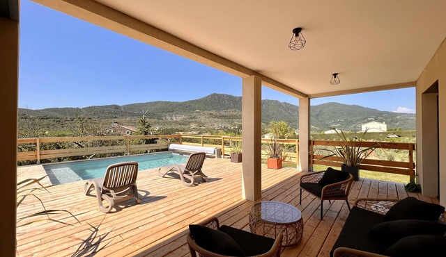 Beautiful! Villa Cerise south Ardèche Les Vans, private pool, superb view