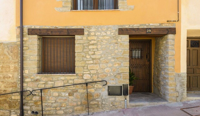 Beautiful villa for 2 people with WIFI, TV, balcony, pets allowed and panoramic view