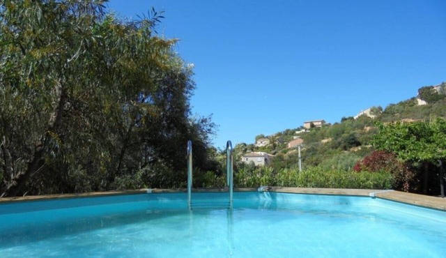 Beautiful villa F4 with swimming pool just 2 minutes from the beach of Agosta