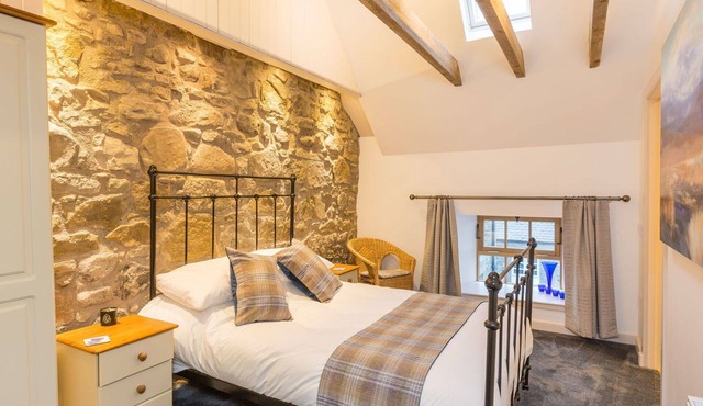 Beautiful villa for 4 people with TV and parking