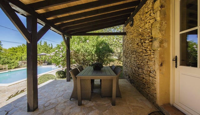 Beautiful villa for 4 people with private pool