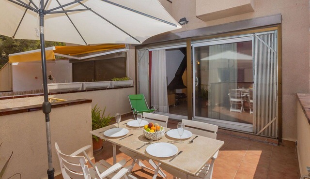Beautiful villa for 5 people with WIFI, TV and terrace