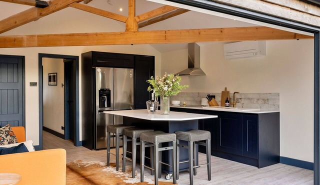 Beautiful villa for 6 people with hot tub, WIFI and terrace