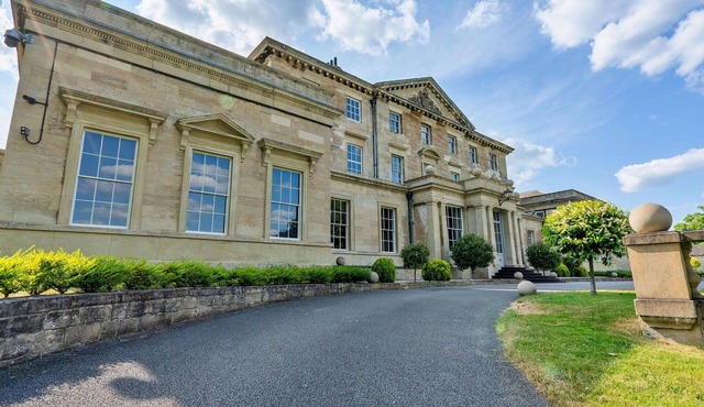 Beautiful villa for 9 guests with WIFI, TV, terrace and pets allowed