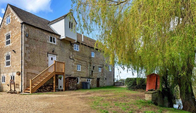 Beautiful villa for 8 people with WIFI, terrace, pets allowed and parking