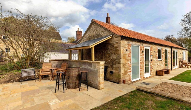 Beautiful villa for 2 guests with WIFI, terrace and pets allowed