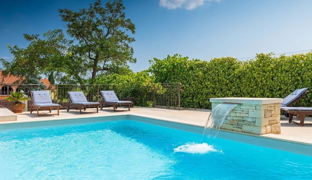Beautiful villa near Rovinj with private pool
