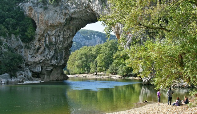 Beautiful Villa in Joyeuse with Private Pool