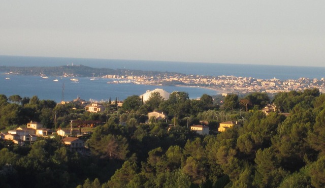 Beautiful villa in Provence village - Sea view