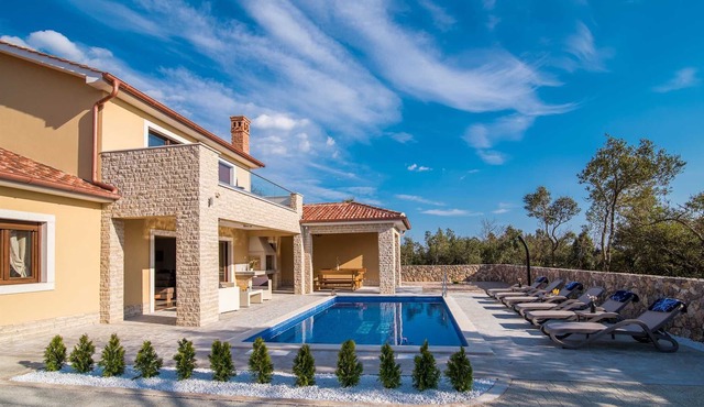 Beautiful villa LAURA with private pool