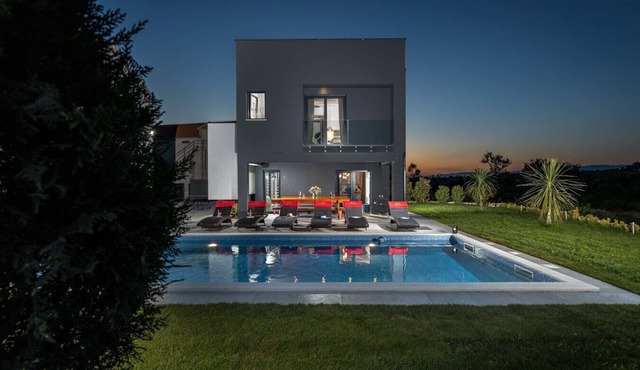 Beautiful Villa Lux, in Dalmatia, with a Pool