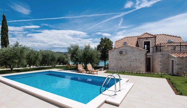 Beautiful Villa Mediterranean Pearl