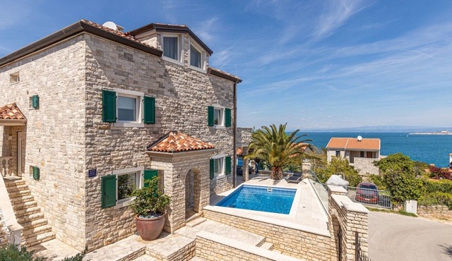 Beautiful Villa Milena with swimming pool