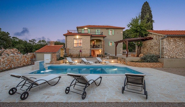 Beautiful Villa Miry's Hideaway