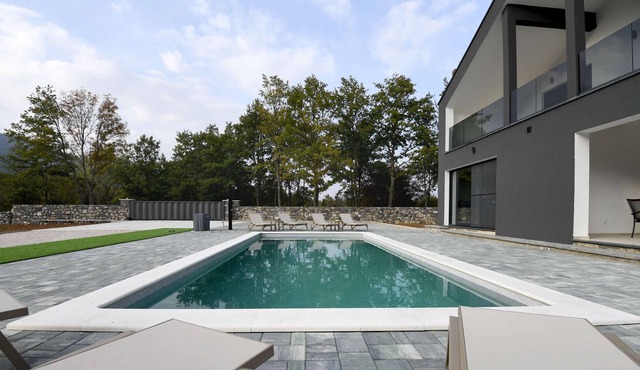 Beautiful Villa Mona
