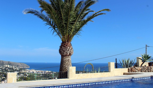 Beautiful villa private pool stunning Panoramic Sea & Mountain Views in Moraira,