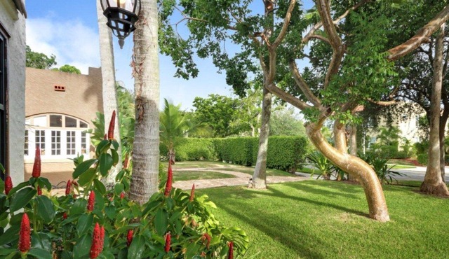 Beautiful Villa with Saltwater Private Pool at West Palm Beach, West Palm Beach Villa 1827