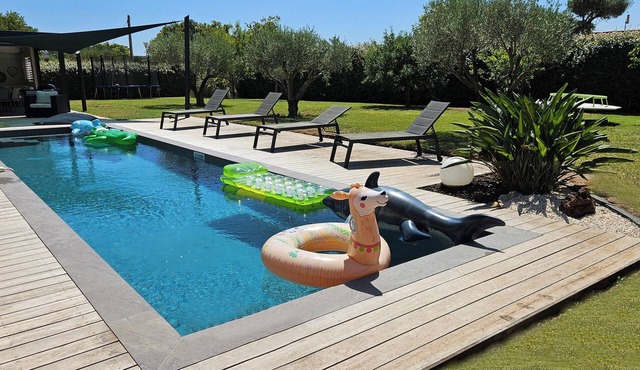 Beautiful villa with swimmingpool between Marseille, Monacp and Saint-Tropez