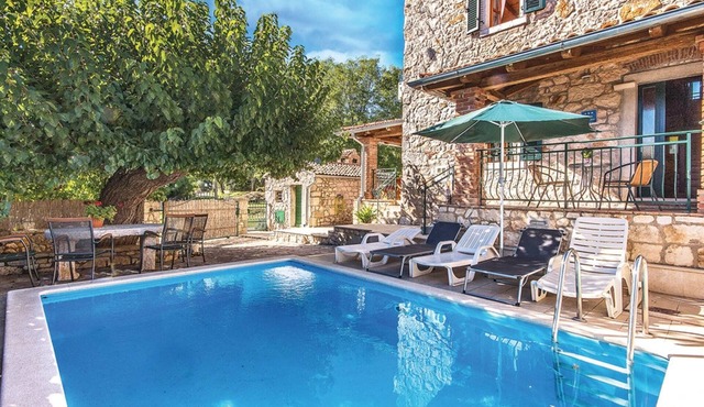Beautiful villa with pool, KA, barbecue, WLAN, suitable for families