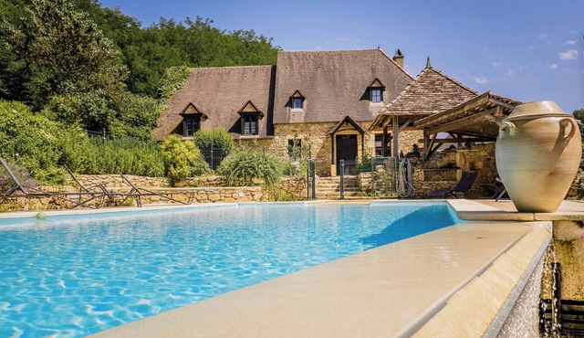 Beautiful villa with private pool in the Lot near Sarlat/Dordogne