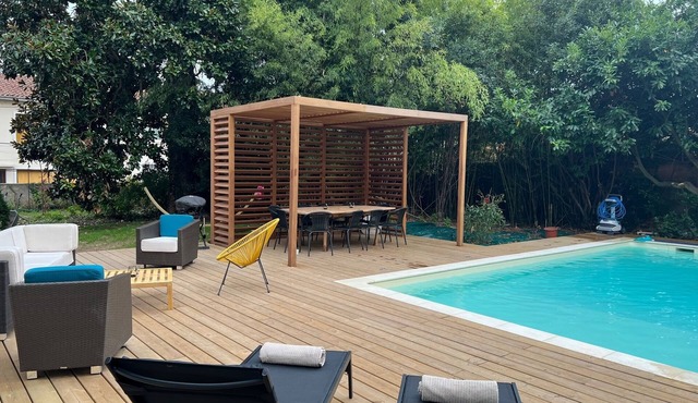 Beautiful villa with swimming pool, 5 minutes' walk from the historic center