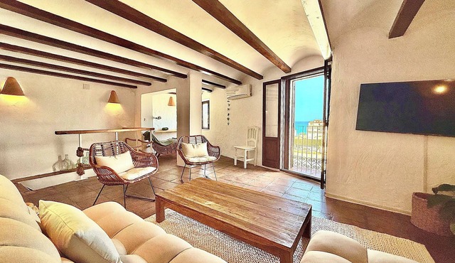 Beautiful village house with sea views in the heart of Altea's old town