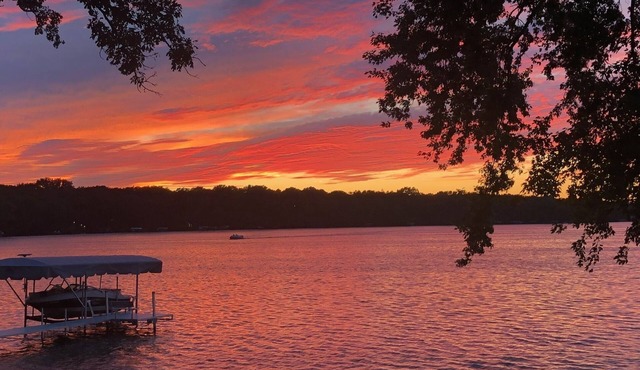 Beautiful walkout lakefront property - Location, Location, Location!
